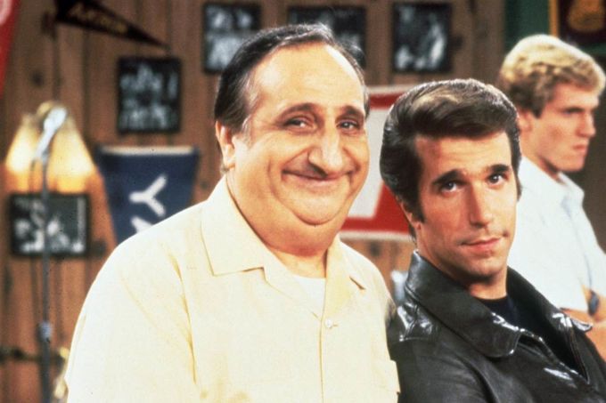 happy-days-star-al-molinaro-has-passed-away-at-96-paramount-pictures-691986